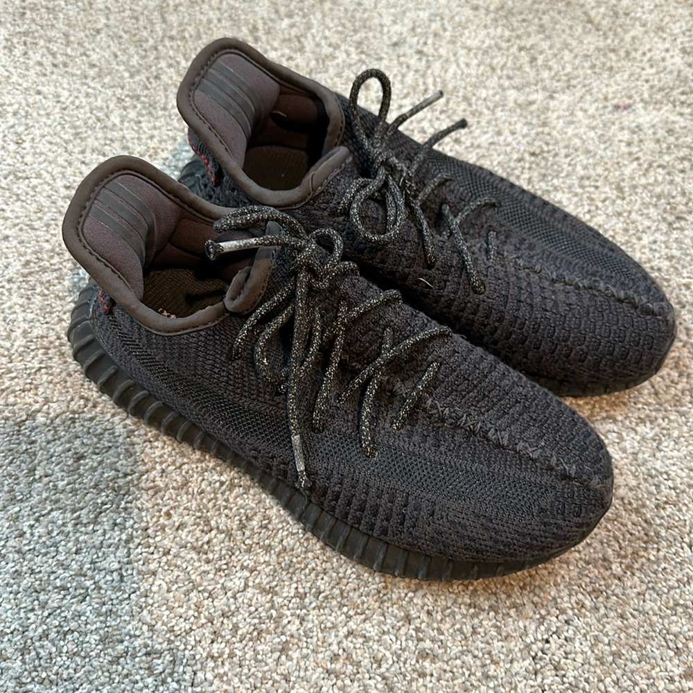 Yeezy Boost Adidas size 1.5